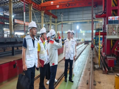 攜手共進 揚帆東盟｜天意機械董事長劉洪彬帶隊參觀越南Dai Dung Group，深化國際合作新篇章！